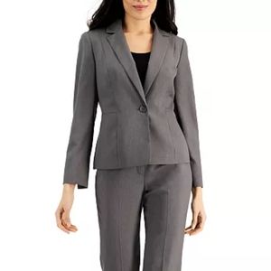 NWT 14P gray suit with one-button, notched collar.